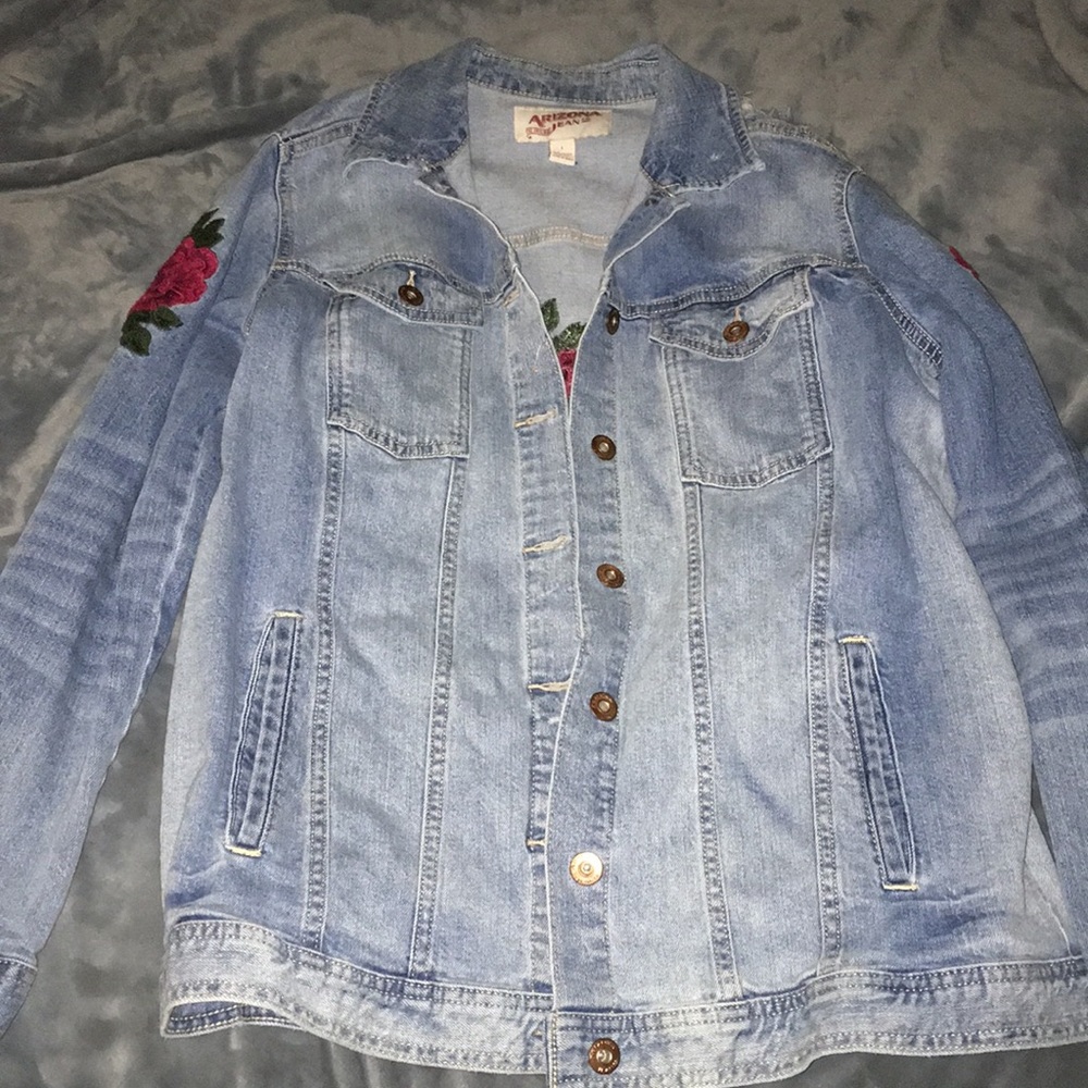 Rose Jean Jacket 🌹